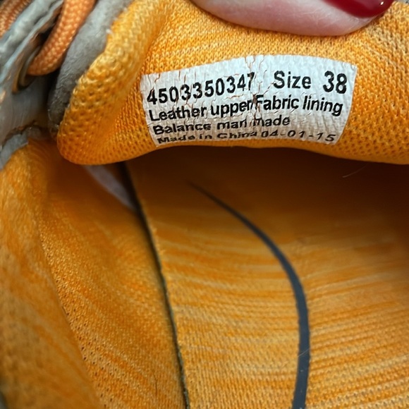 Dansko tan/orange tennis shoes size 38 - Picture 6 of 8